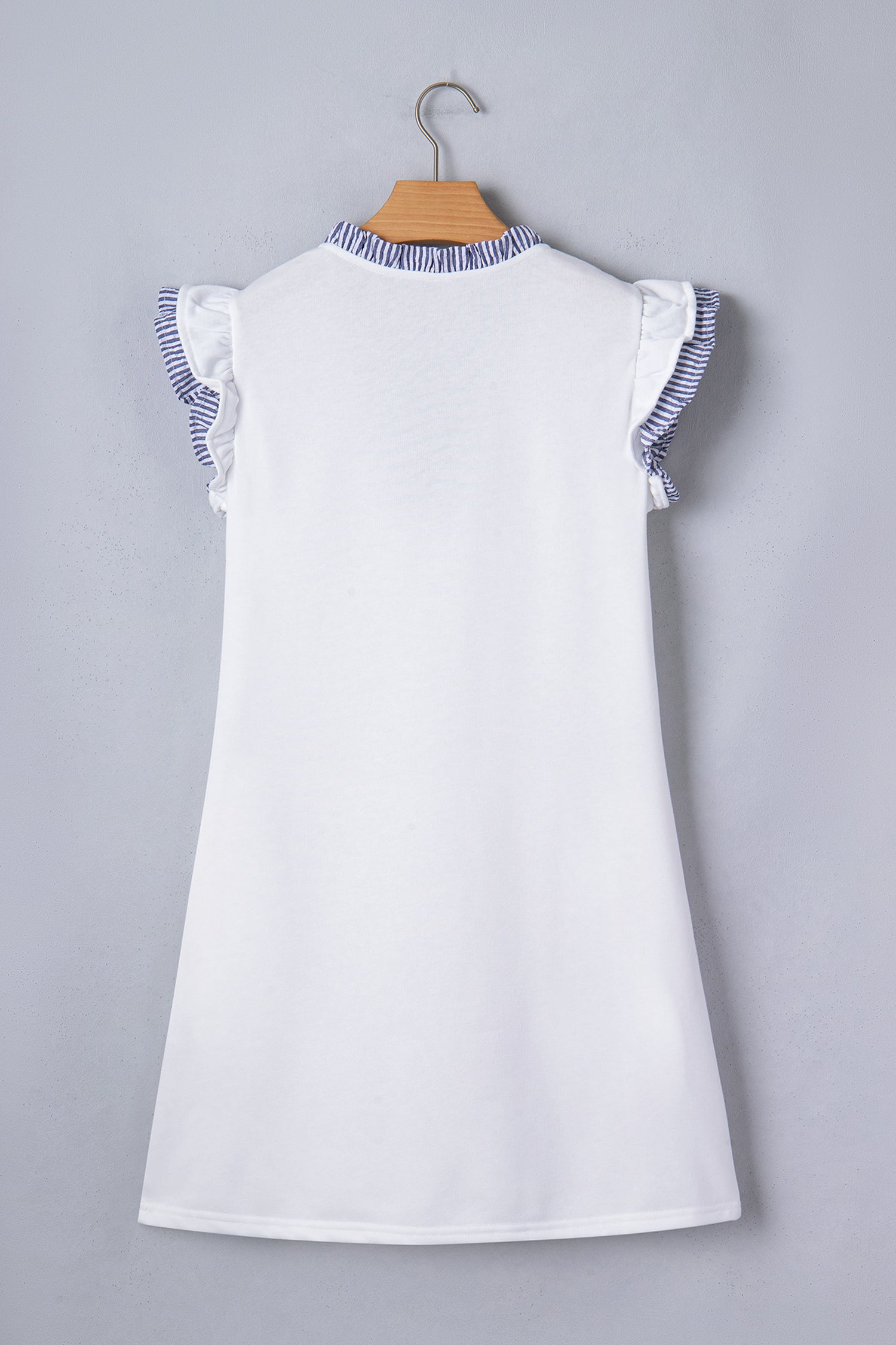Contrasted Striped Patchwork Split Neck Ruffle Trim Sleeveless Dress – White
