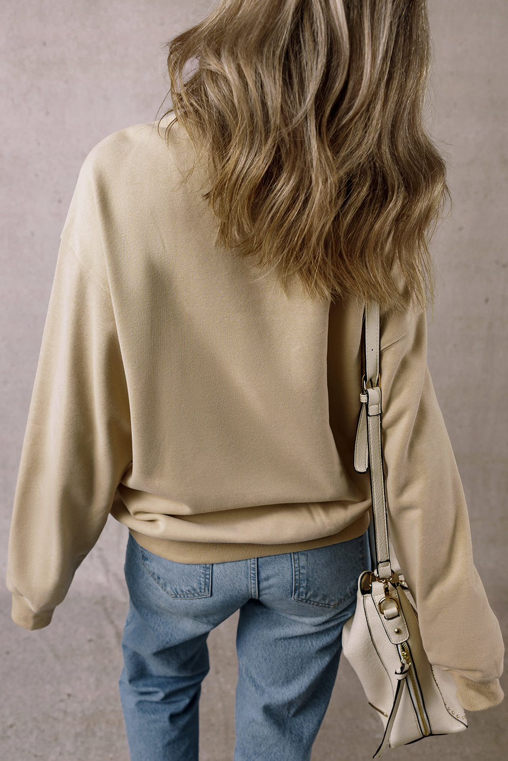 Parchment Solid Loose Crew Neck Fleece Sweatshirt eAura