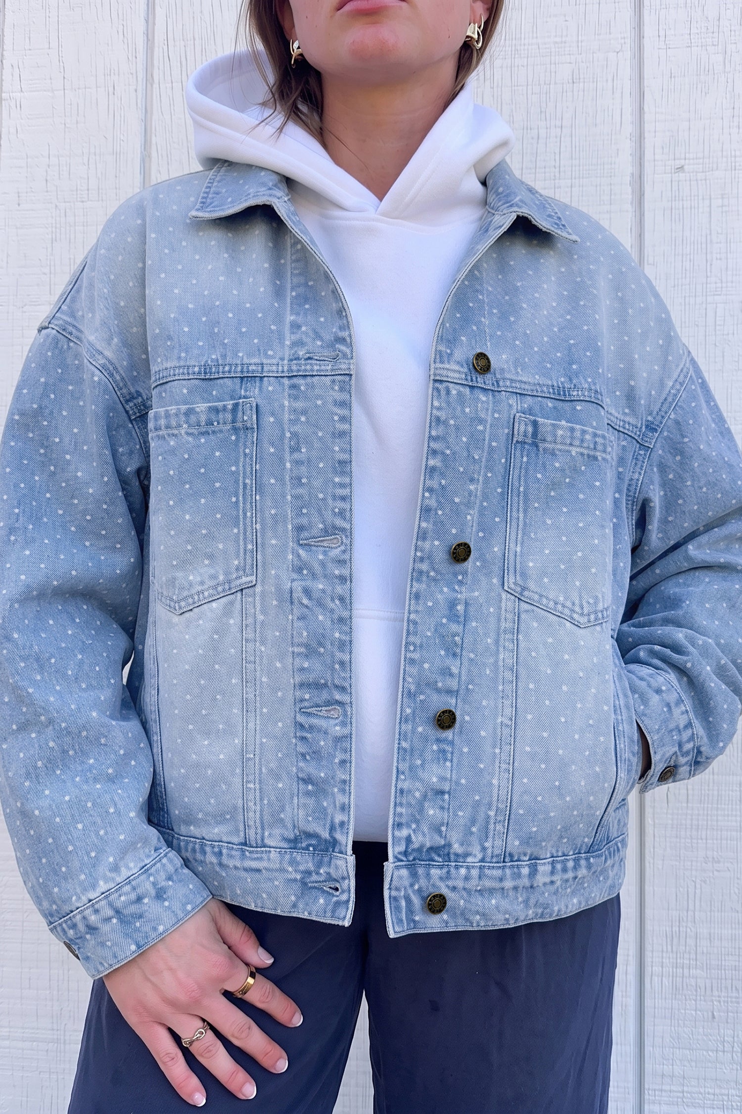 Sky Blue Polka Dot Long Sleeve Collar Pocket Casual Shift Silhouette Denim Jacket – Light Blue
