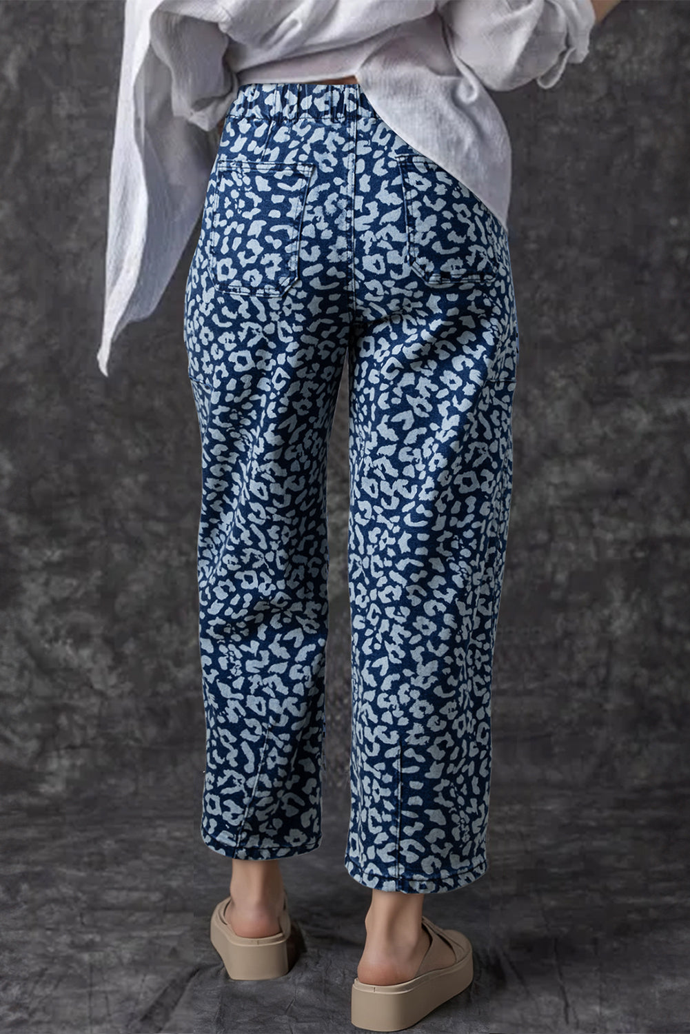 Leopard Printed Drawstring Elastic Waistband Pocketed Wide Leg Jeans - eAura