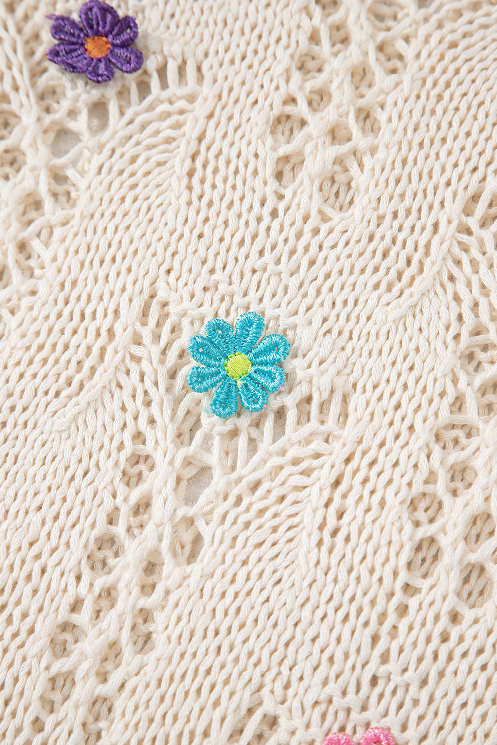 Embroidered Flowers Edge Hollowed Sweater eAura