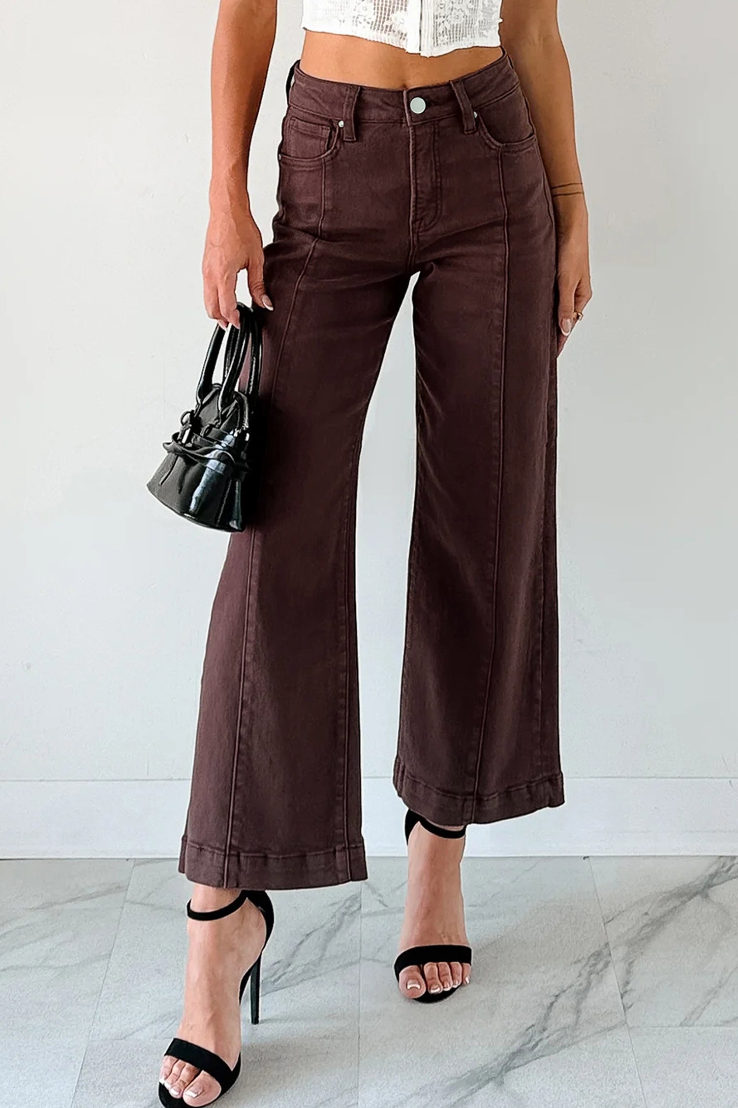 Seamed Center Wide Leg Cropped Jeans