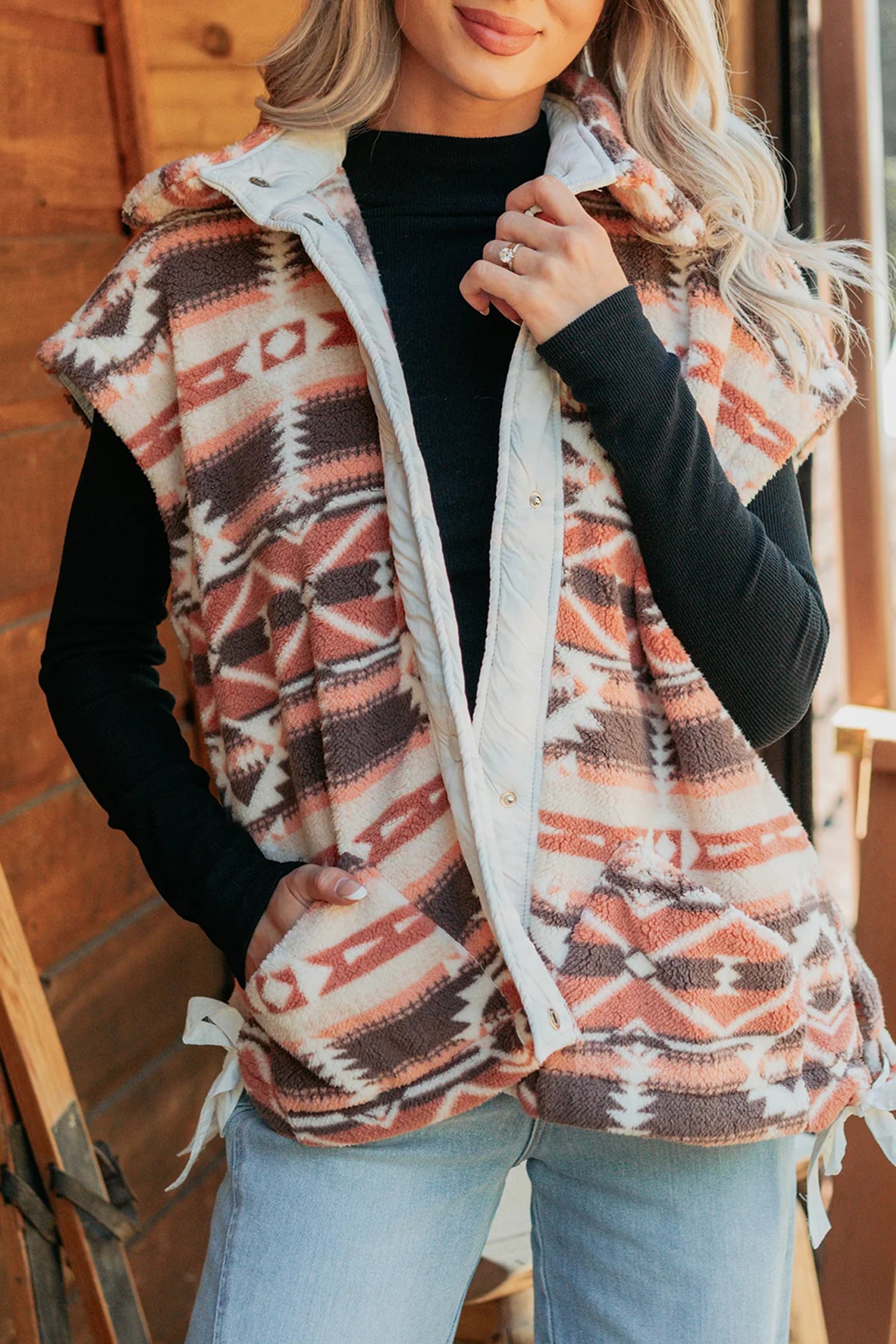 Geometric Print Fleece Metal Button Placket Shift Silhouette Vest – Multicolour