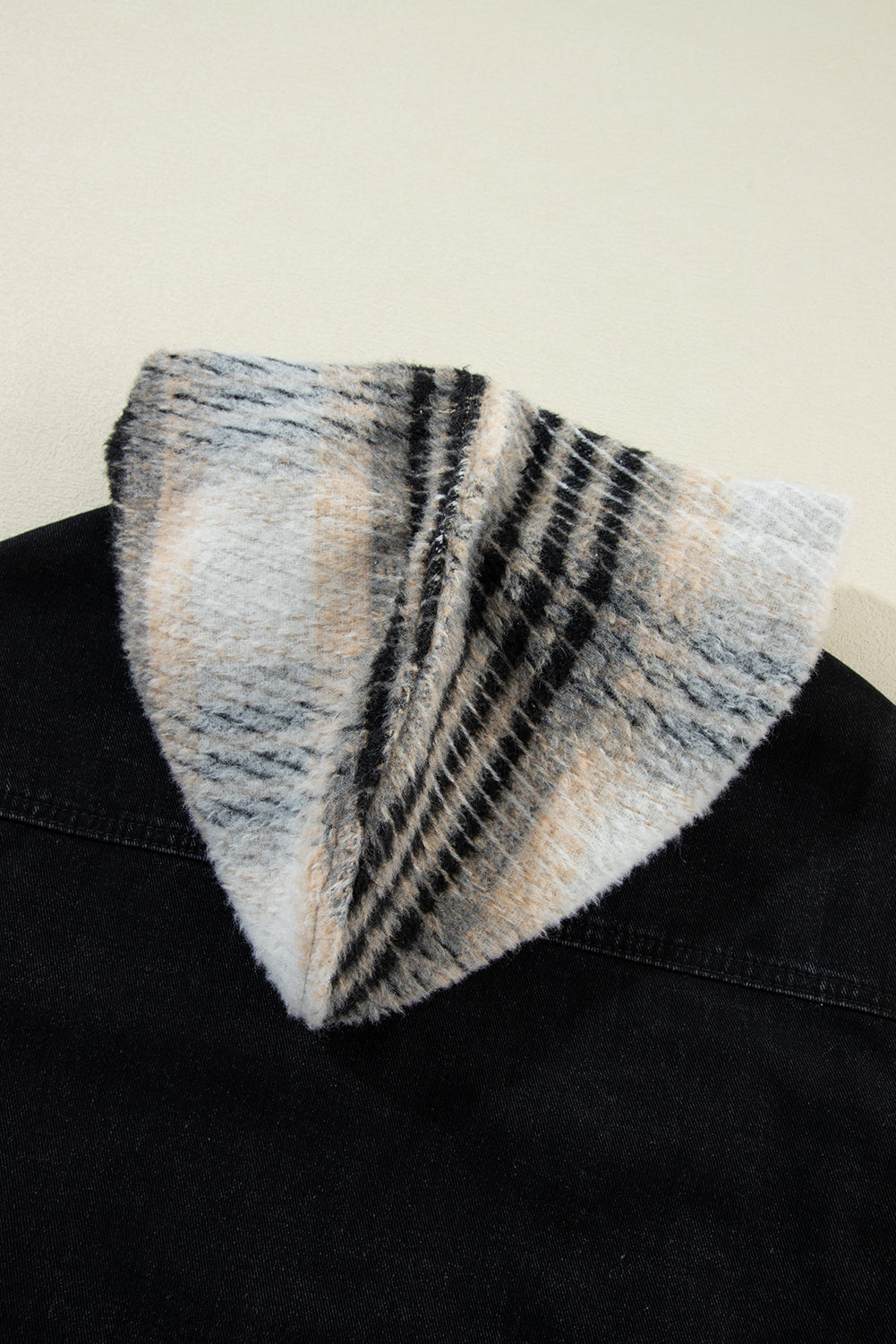 Black Plaid Sleeve Frayed Hem Hooded Denim Jacket Beagle Boutique Fashion Outlet