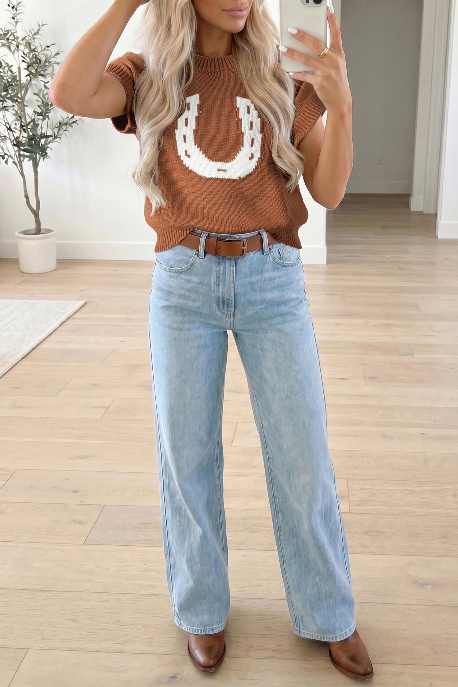 Chestnut Western Horseshoe Pattern Short Sleeve Knit Sweater – Brown