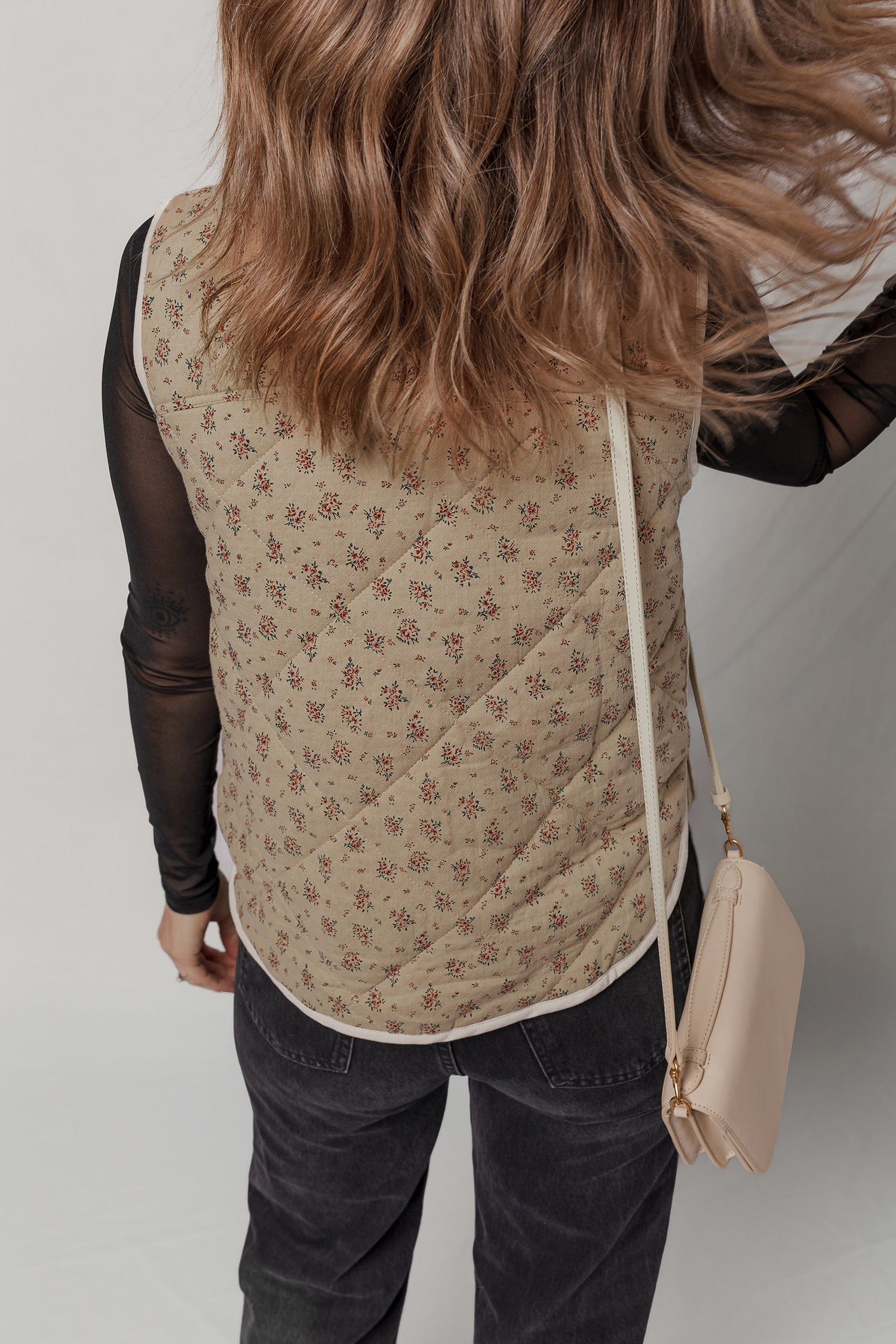 Floral Print Quilted Concealed Button Vest – Khaki
