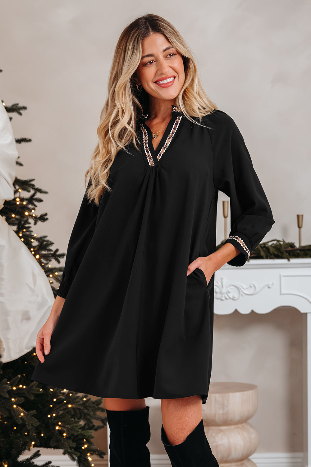 Contrast Trim V Neck Bracelet Sleeve Shift Mini Dress - eAura