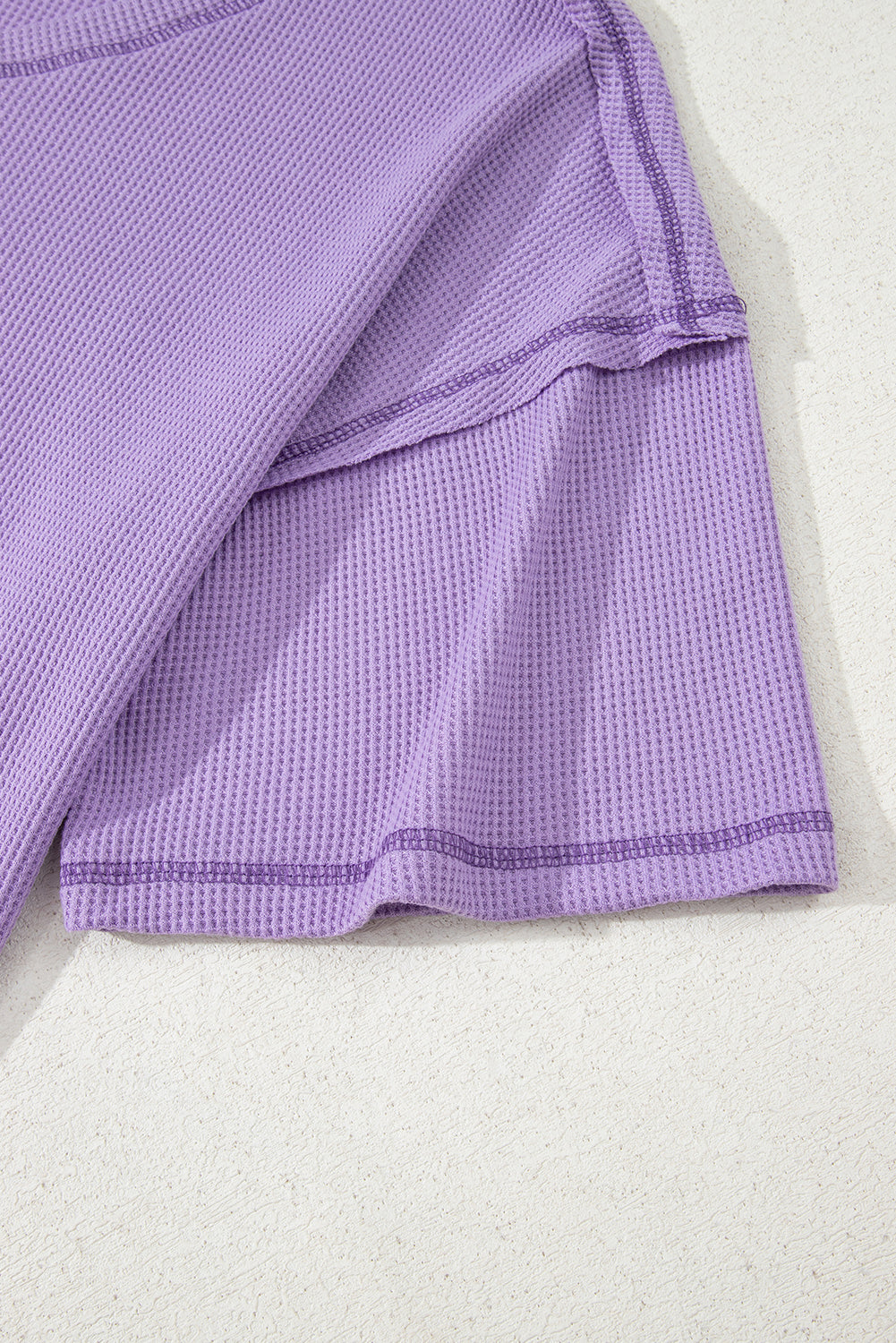 Exposed Seam Half Sleeve Knitted V-Neck Textured Top eAura