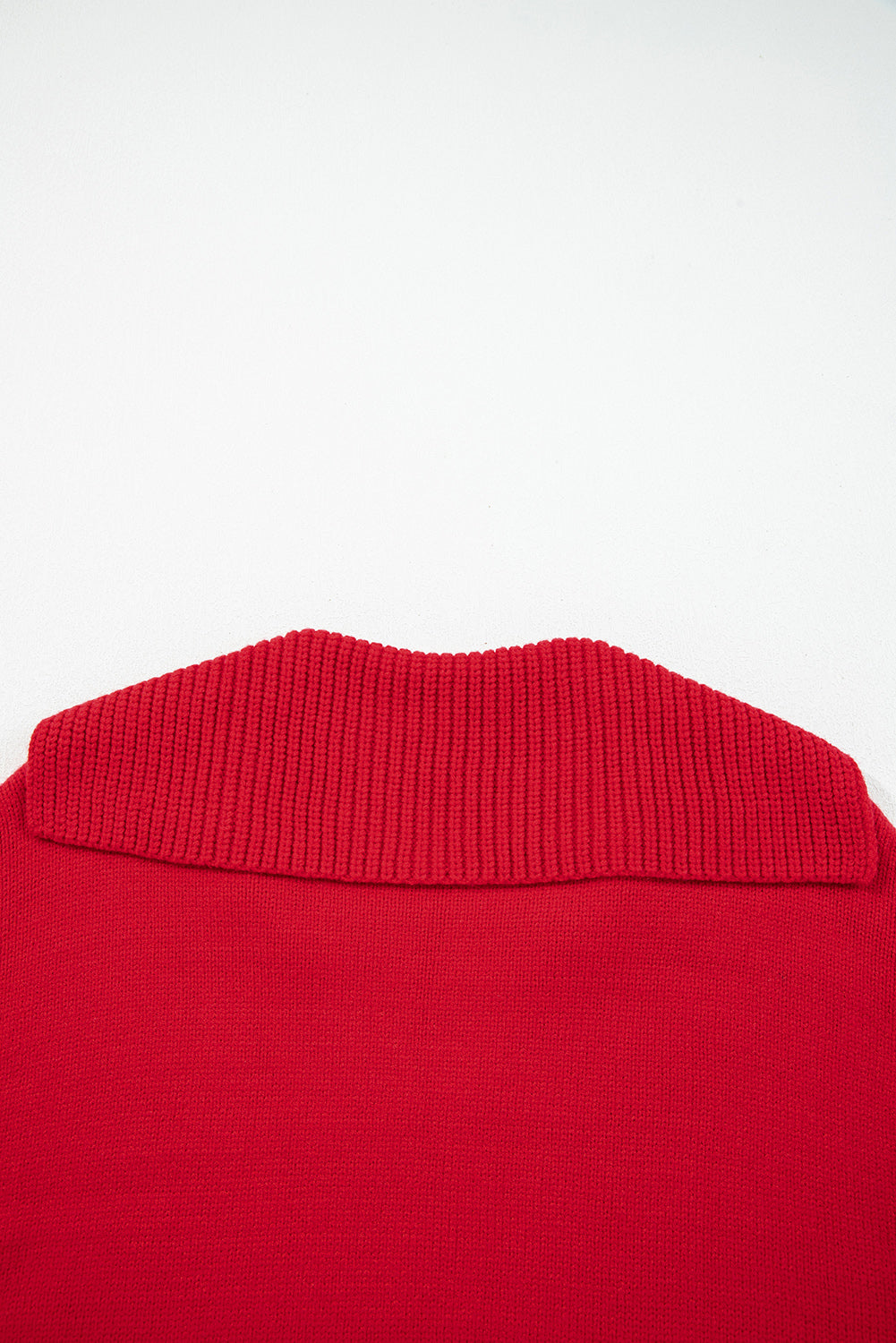 Collared V-Neck Ribbed Edge Sweater - eAura