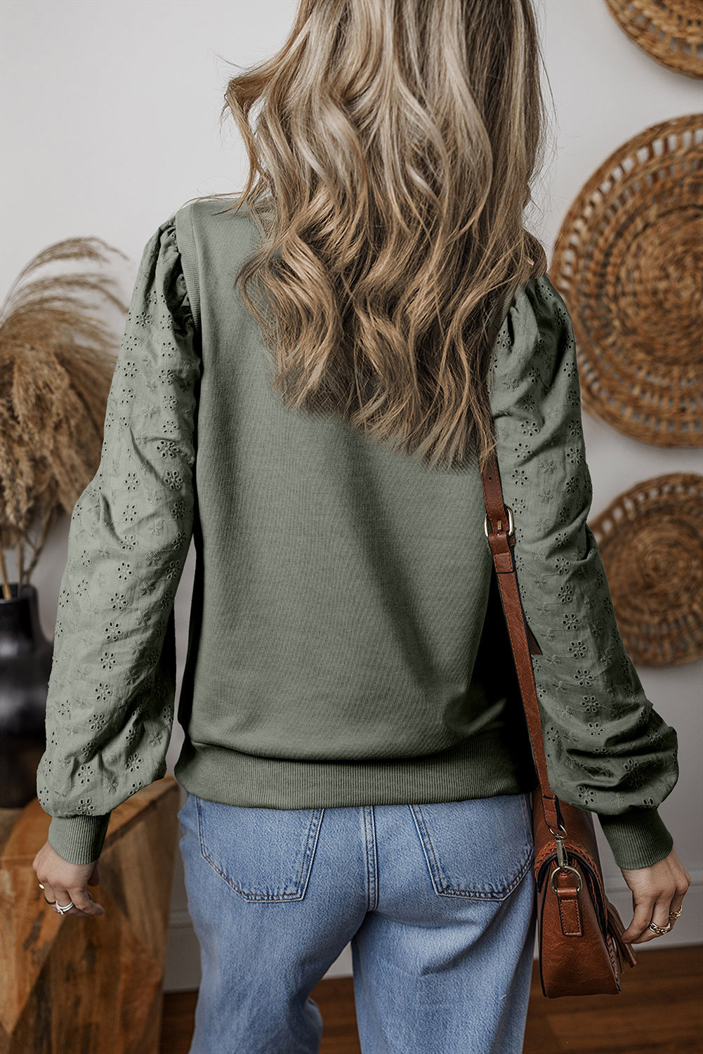 Greyish Green Solid Patchwork Sleeve Round Neck Sweatshirt eAura