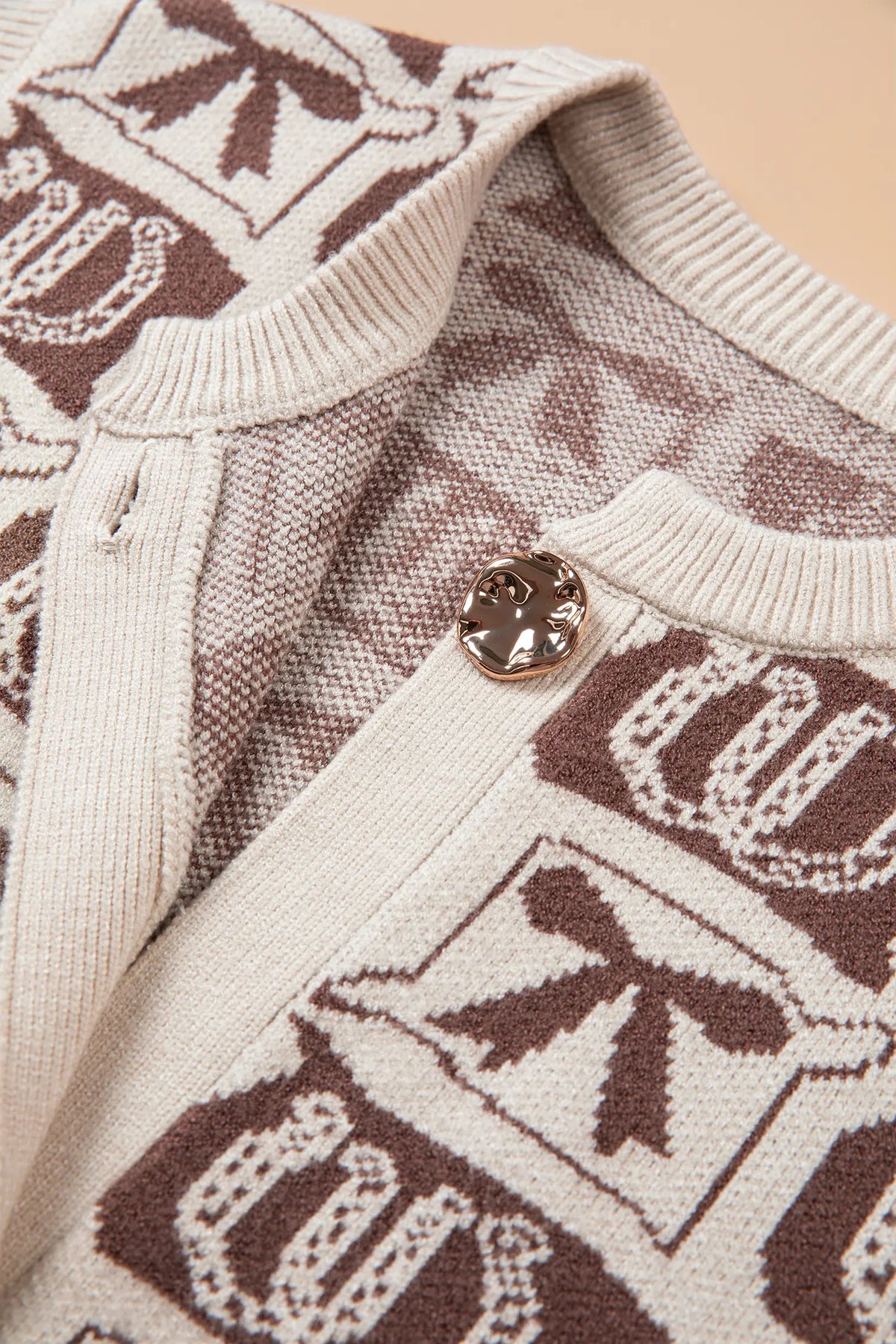 Western Horseshoe Bow Pattern Button Front Sleeveless Knit Sweater – Brown