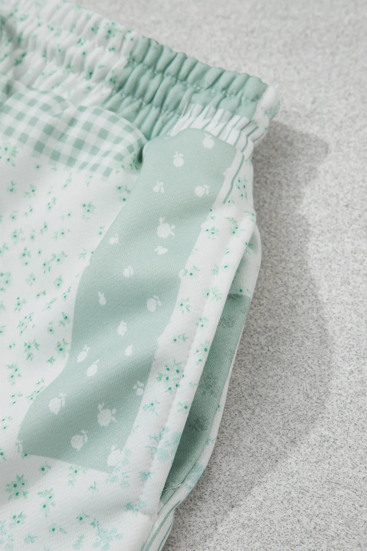 Sky Blue Patchwork Floral Print Drop Shoulder Baggy Pullover Drawstring Shorts Set – Light Blue