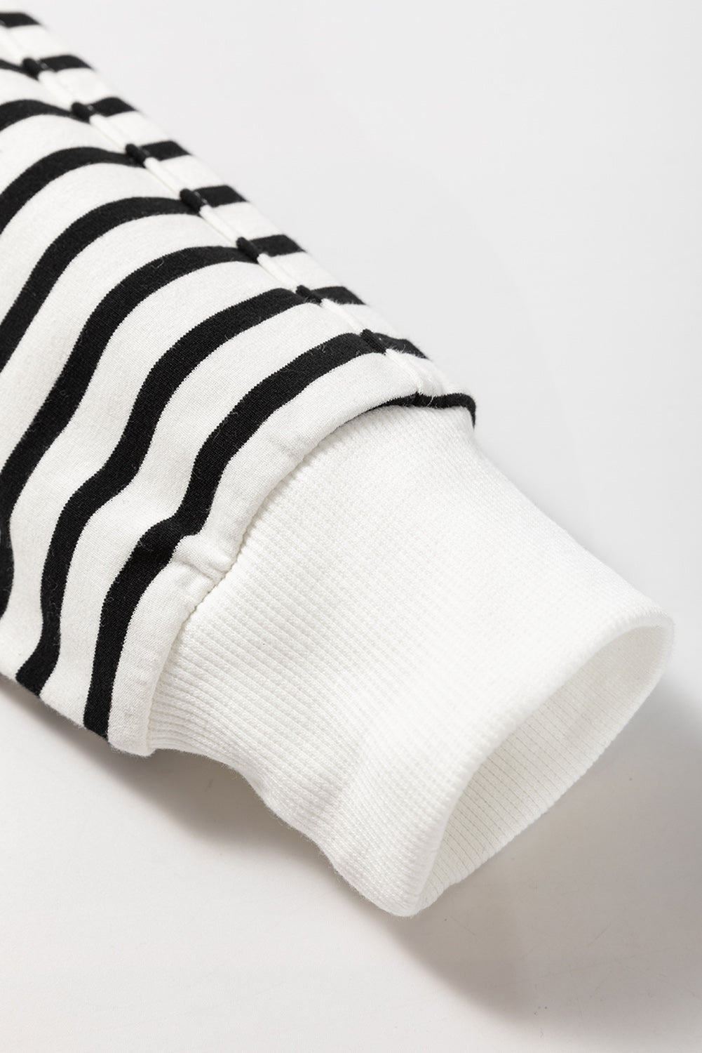 Black Stripe Raglan Sleeve Side Slits Loose Sweatshirt eAura