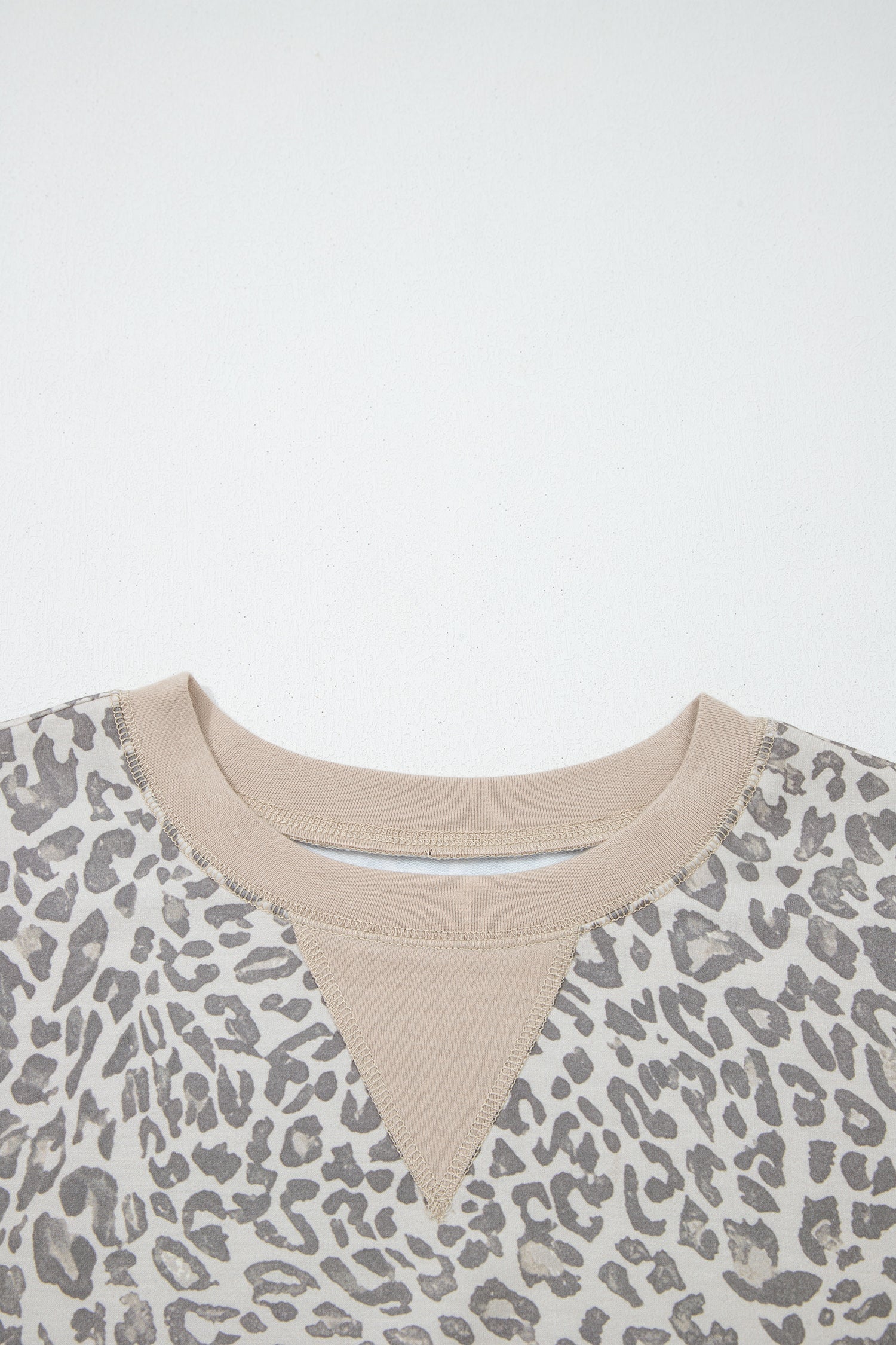 Leopard Print Crew Neck Sweatshirt - Tops/Sweatshirts & Hoodies