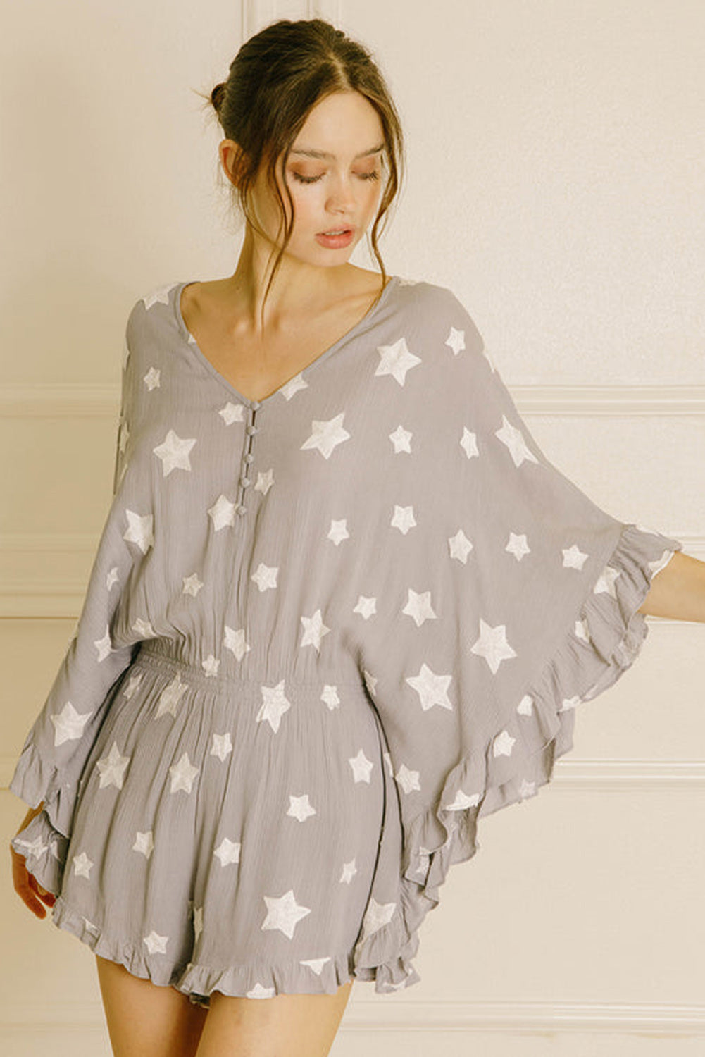 Grey Star Print Crinkle Textured Kimono Ruffle Sleeve Romper eAura