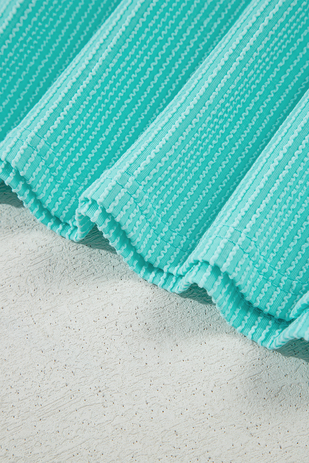 Ribbed Knit Colour Block Pocketed Crew Neck T Shirt eAura