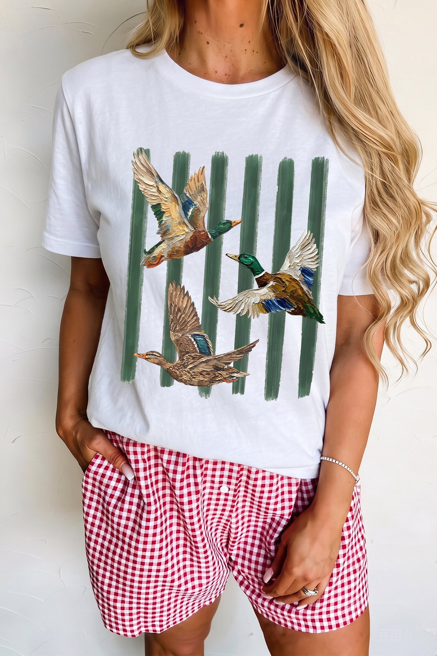 Western Mallard Stripes Printed Graphic Round Neck Casual Tee – White