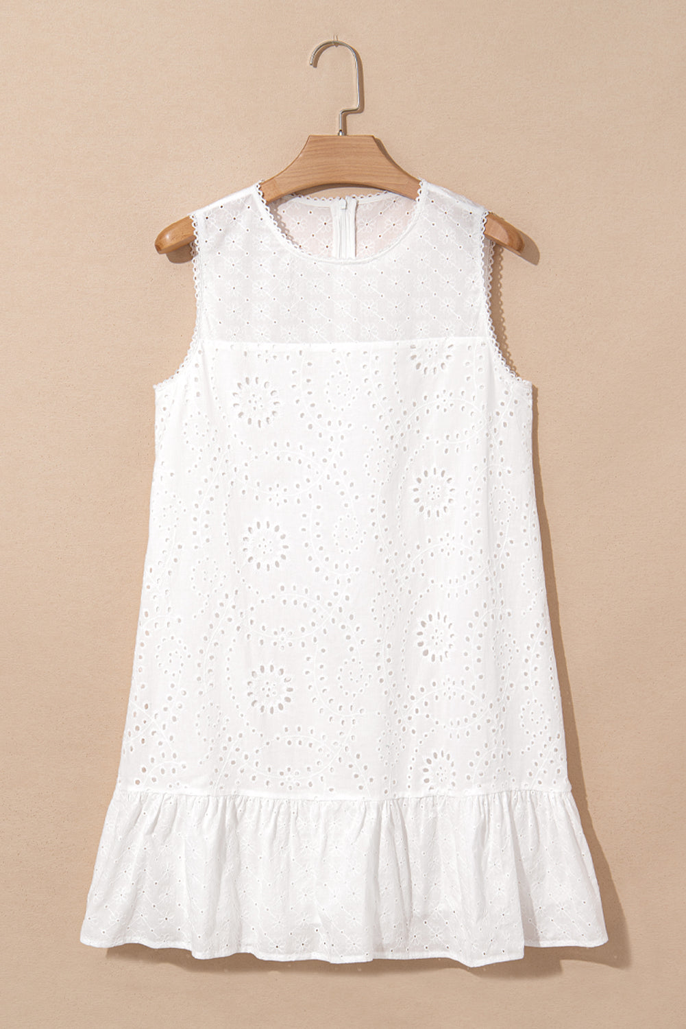 White Bordier Anglais Embroidered Sleeveless Shift Dress eAura