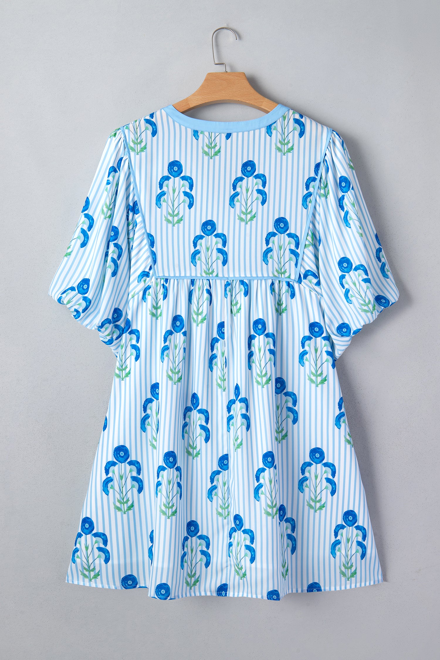 Floral Striped Bubble Short Sleeve Plus Size Dress
