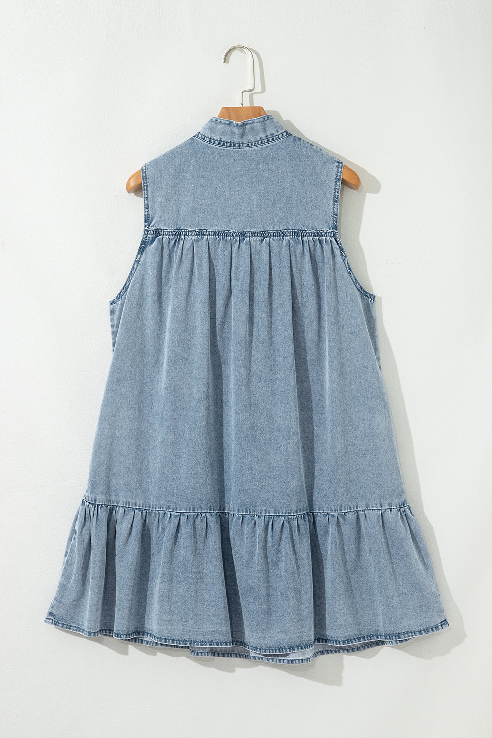 Bowknot Neck Sleeveless Ruffled Chambray Dress eAura
