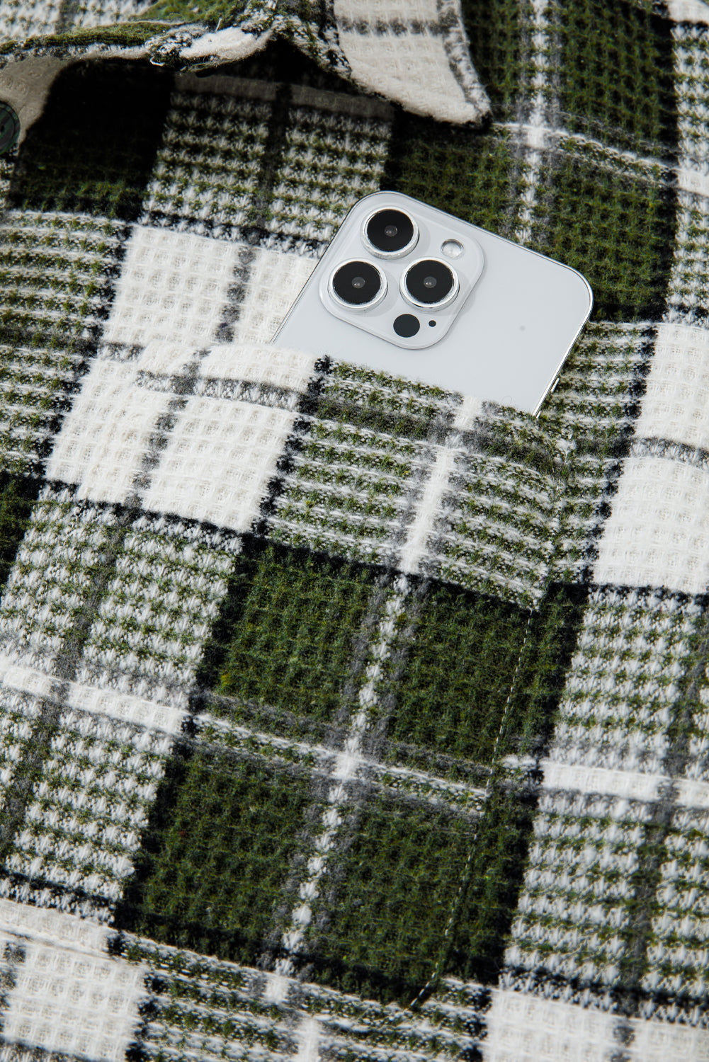 Plaid Print Textured Buttoned Shacket eAura
