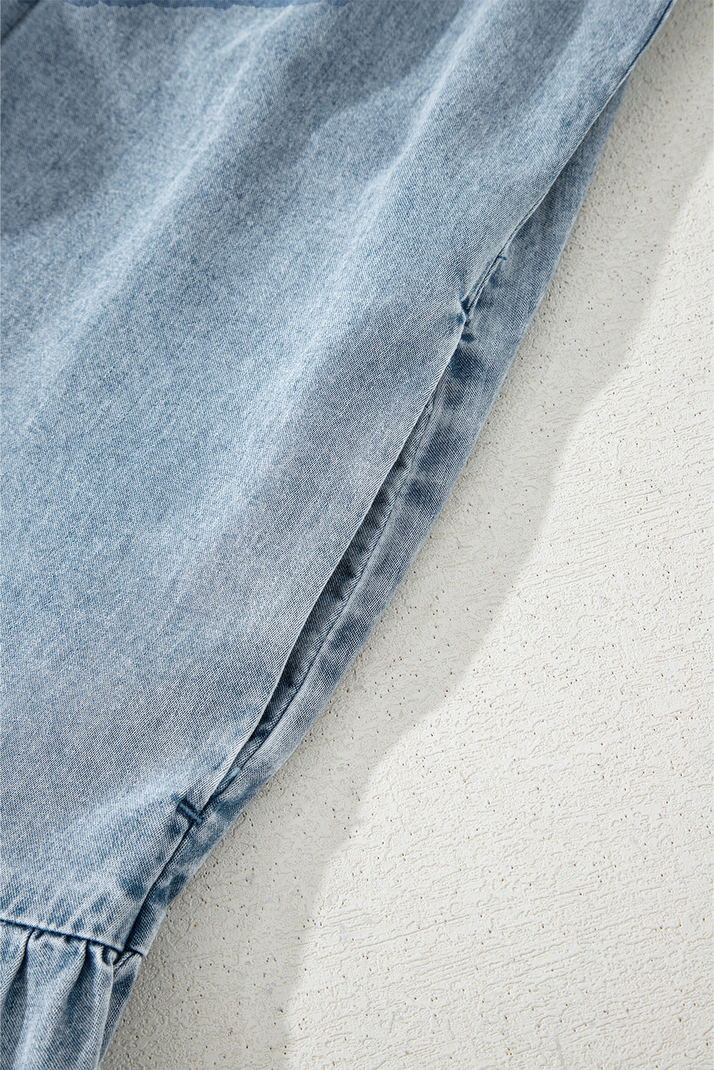 Bowknot Neck Sleeveless Ruffled Chambray Dress eAura