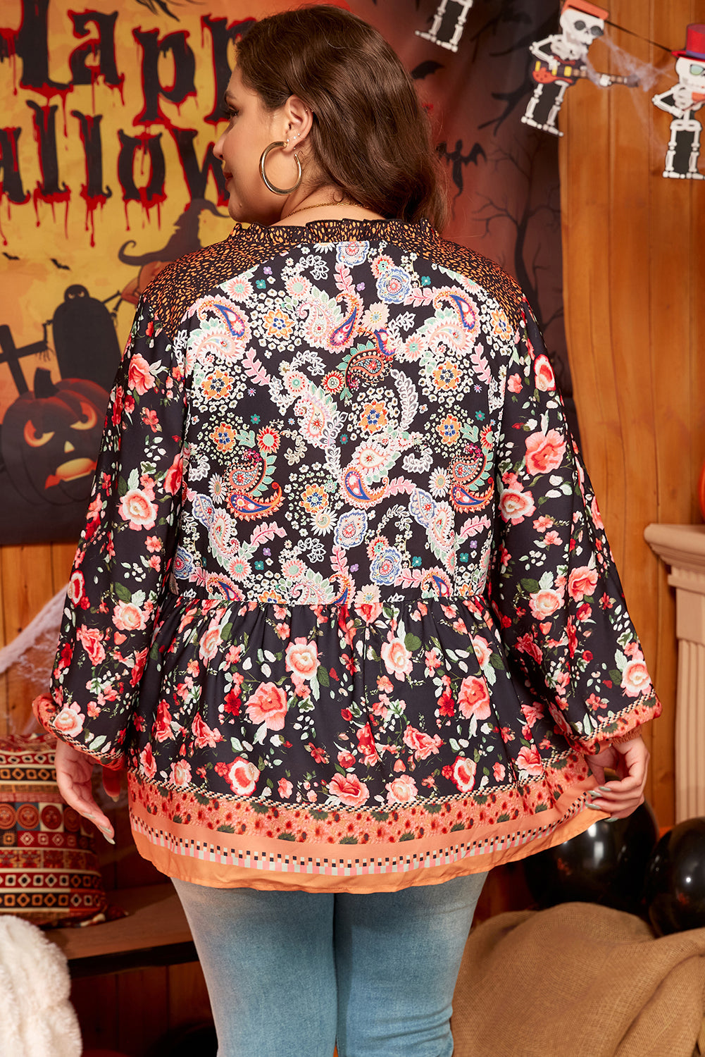 Black Plus Size Paisley Floral Print V Neck Bubble Sleeve Blouse Beagle Boutique Fashion Outlet