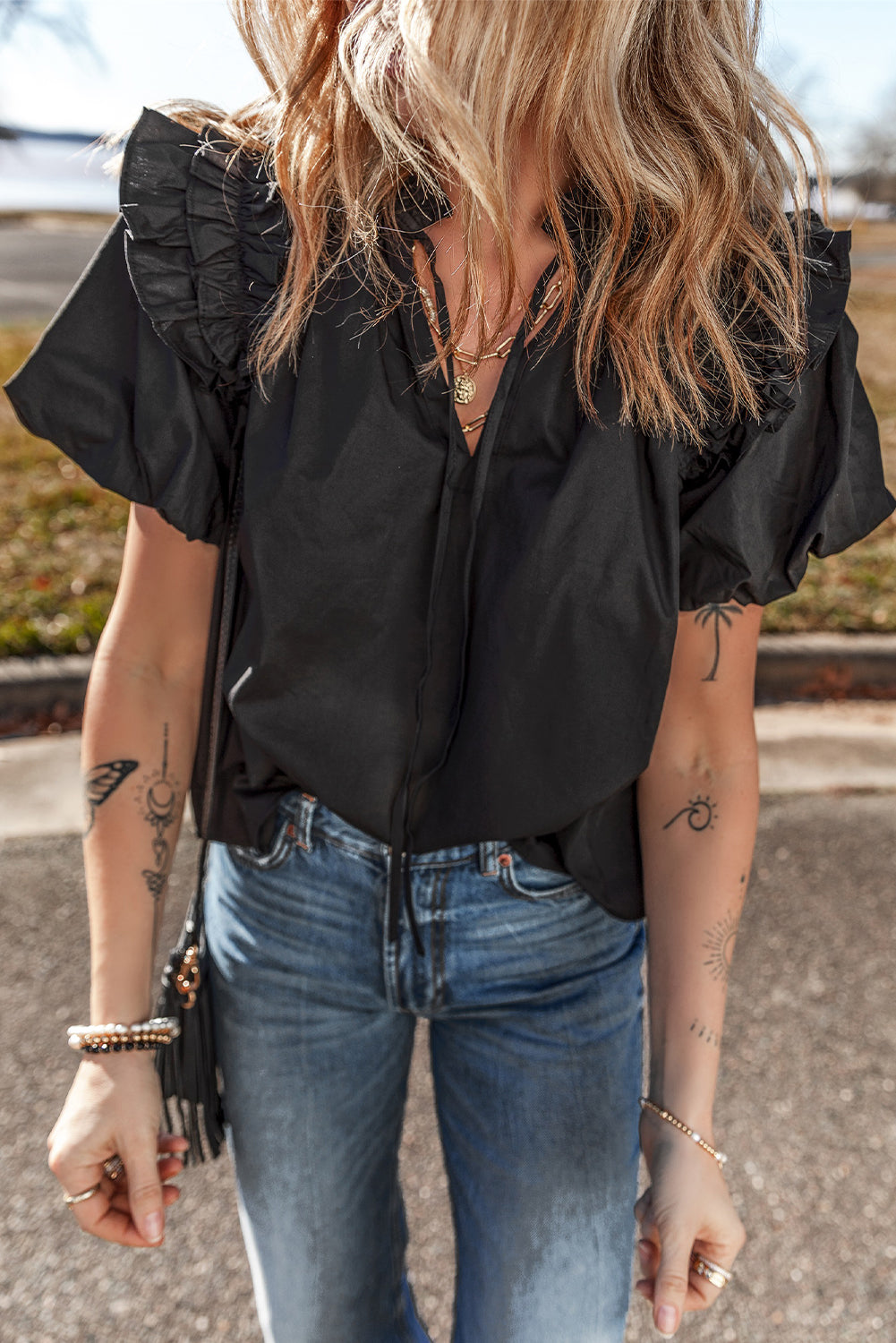 Black Ruffled Puff Short Sleeve Loose Blouse eAura
