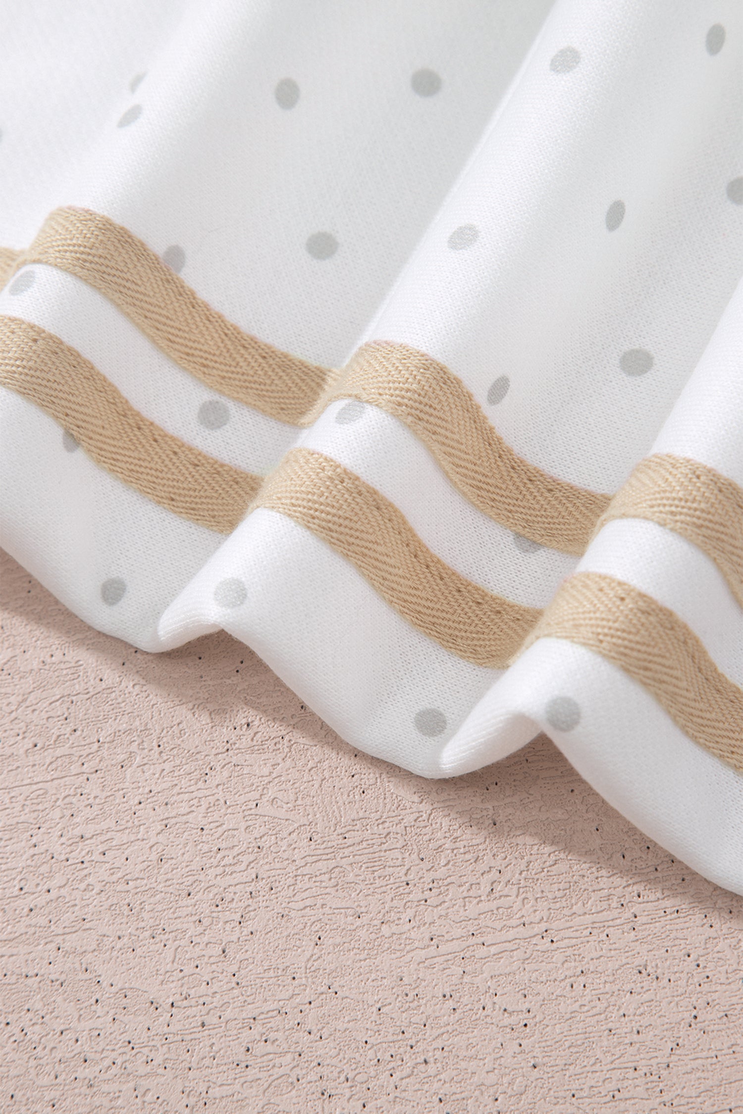 Polka Dot Print Side Stripe Detail Casual Sweatshirt 2pcs Short Set – White