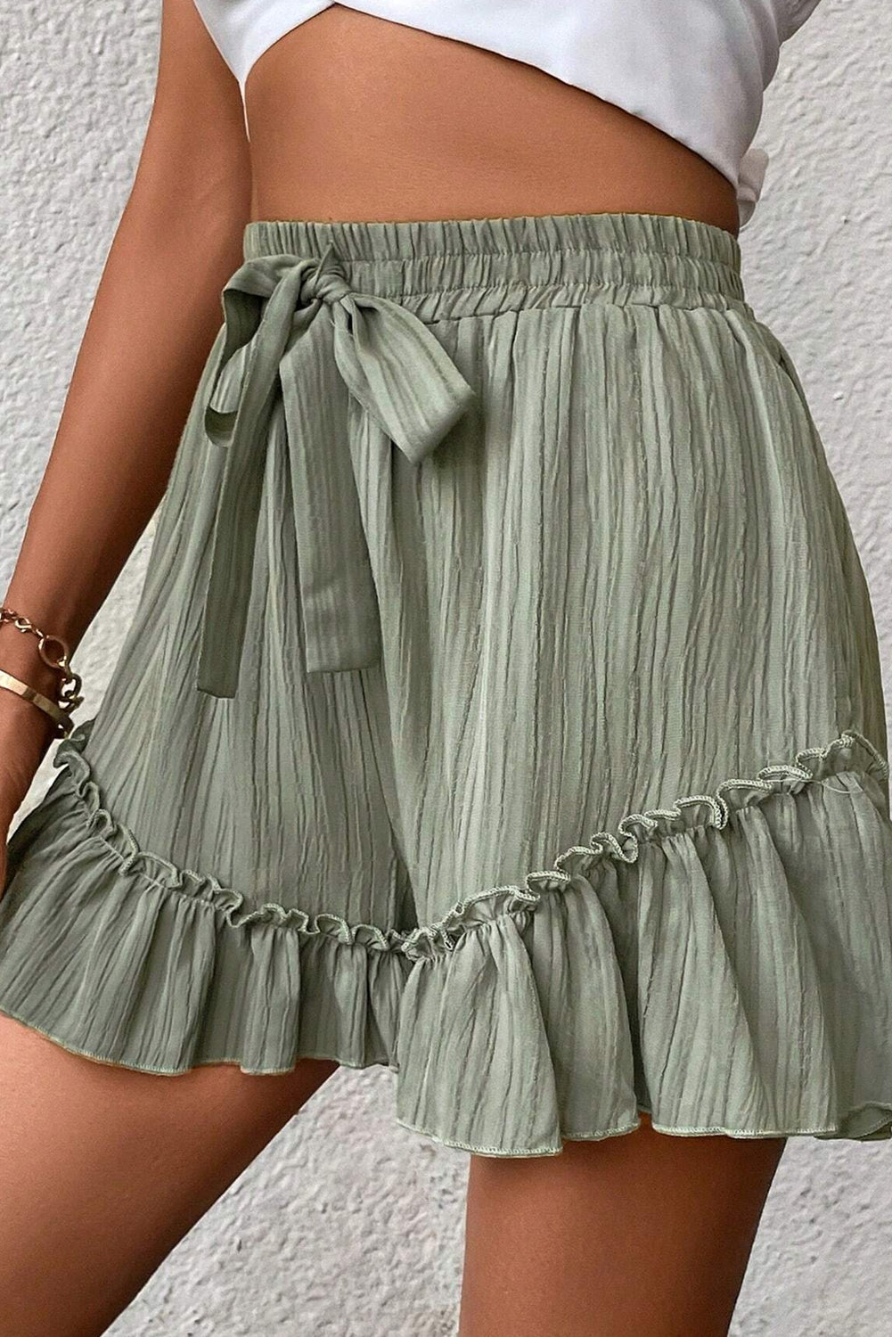 Laurel Green Textured Tie Waist Ruffle Hem Shorts eAura