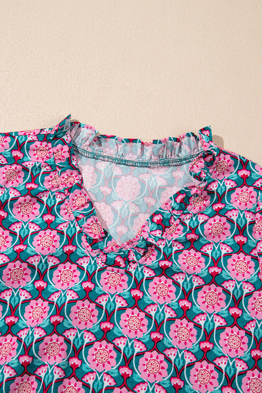 Sachet Pink V-Neck Ruffle Abstract Floral Print Puff Sleeve Top eAura