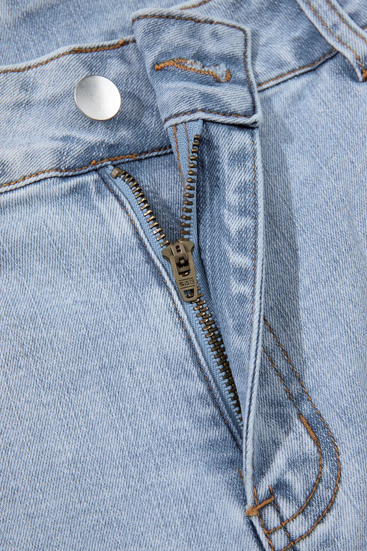 Beau Solid Paneling Loose Fit Plus Size Jeans – Blue
