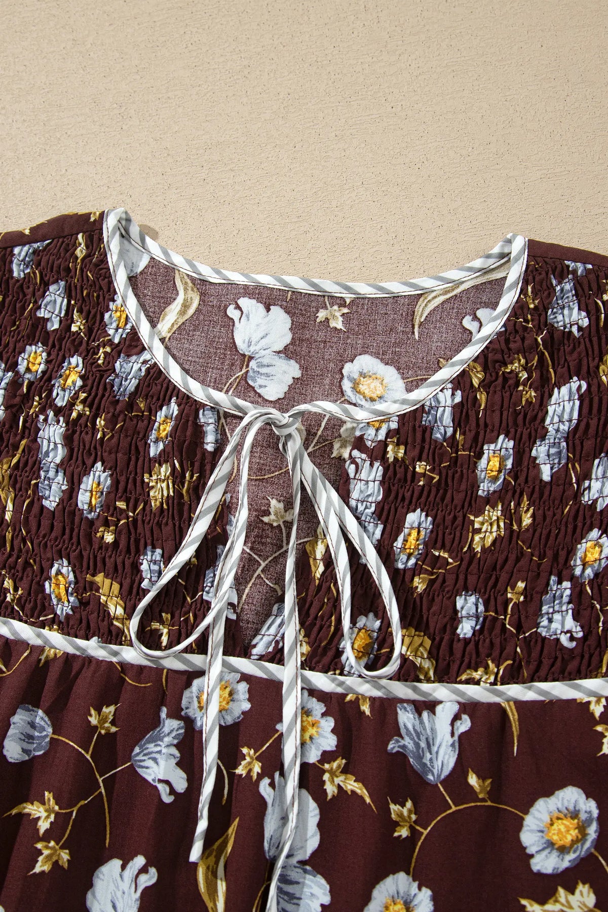 Floral Print Shirred V Neck Shift Dress – Brown