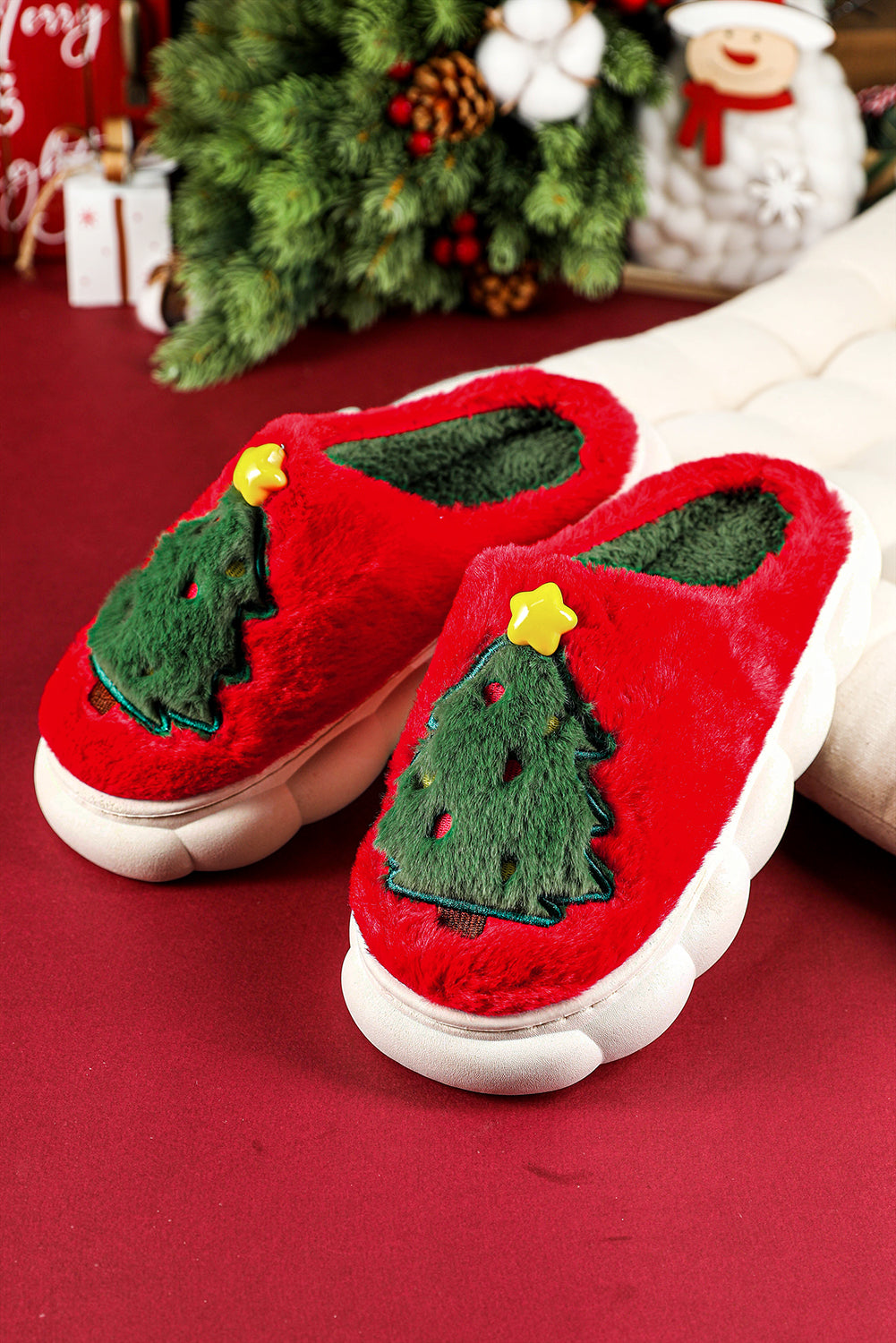Red Christmas Tree Slippers - eAura