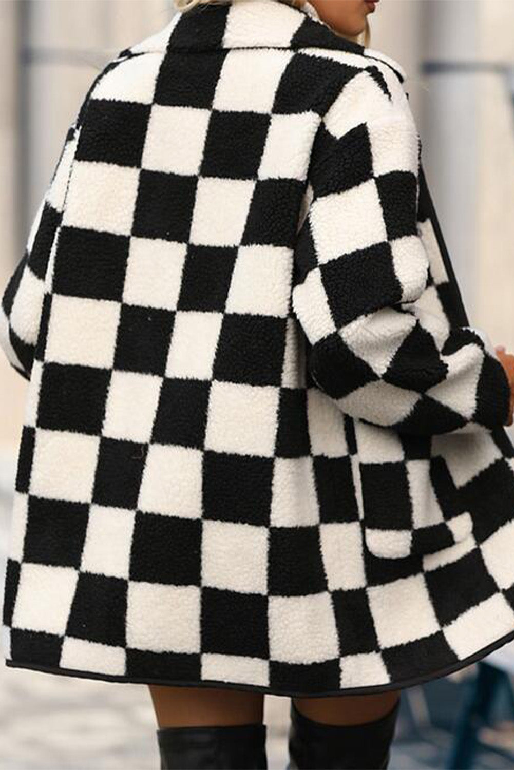 Black Checkered Side Pockets Collared Buttoned Fleece Jacket eAura