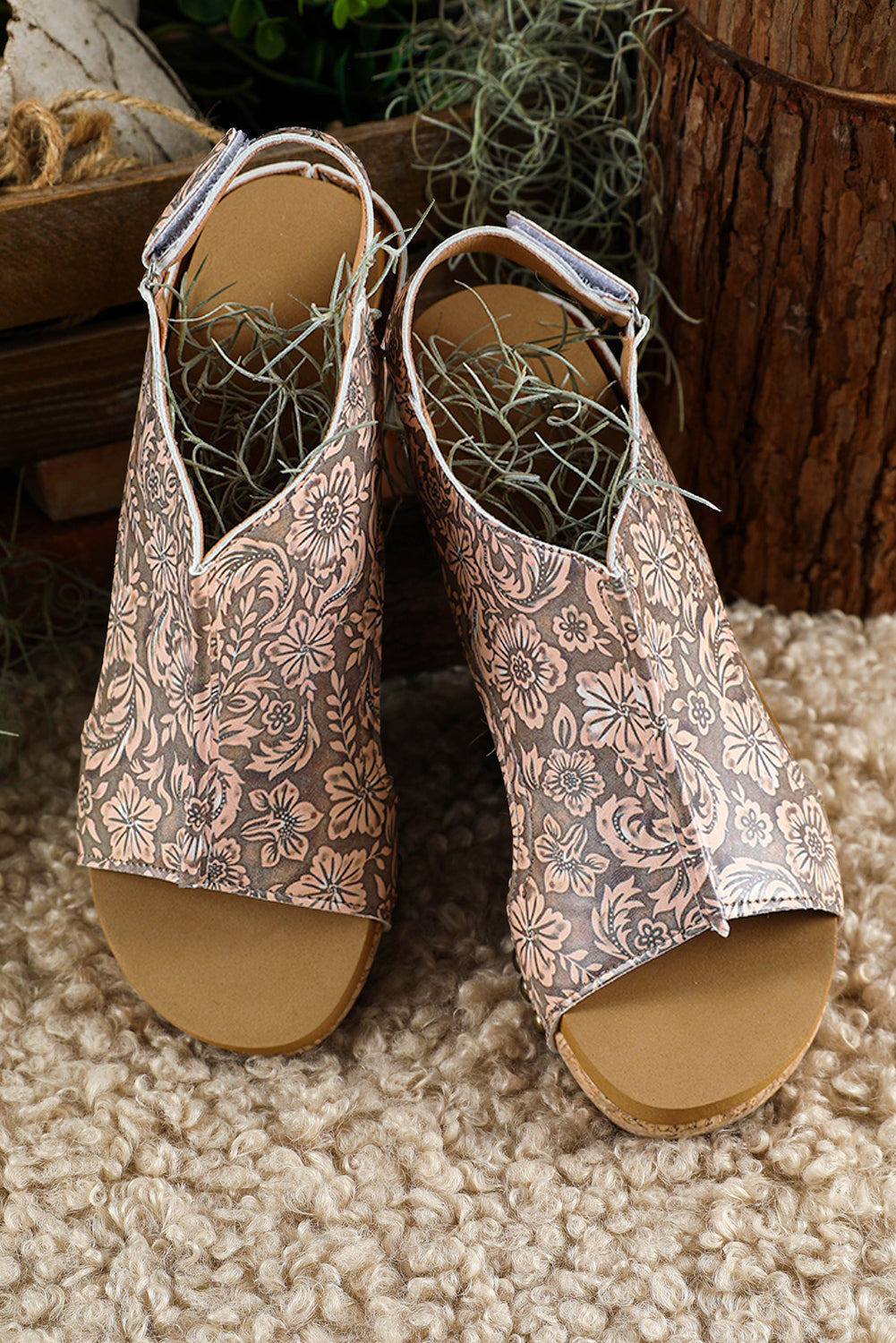 Brown Vintage Floral Leather Rivet Hollowed Platform Sandals BB Fashion Outlet