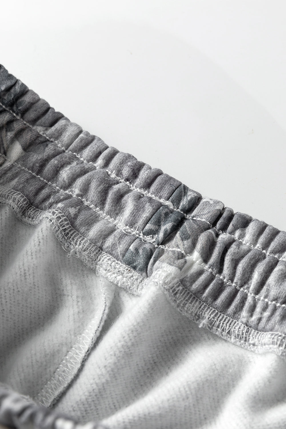 Camo Print Drawstring Elastic Waist Joggers - eAura