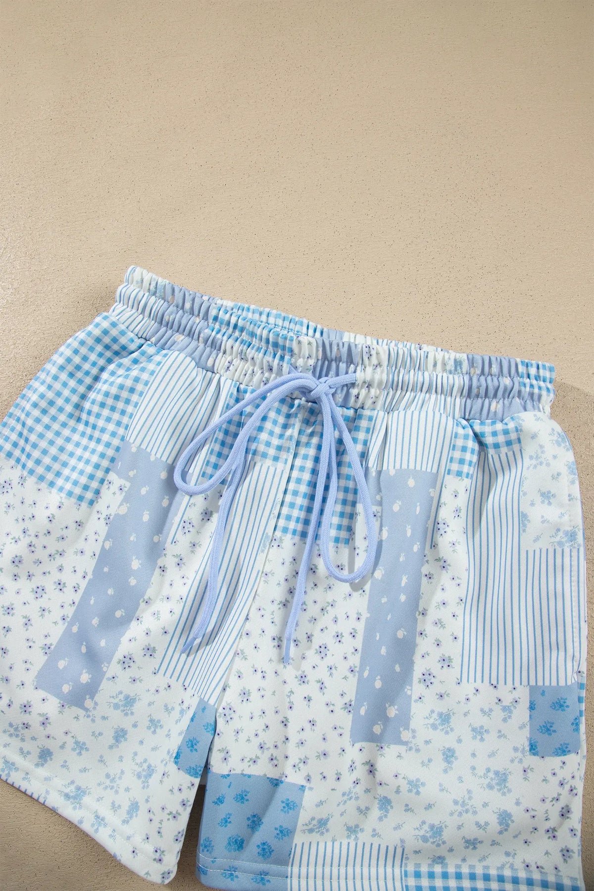 Sky Blue Patchwork Floral Print Drop Shoulder Baggy Pullover Drawstring Shorts Set – Light Blue