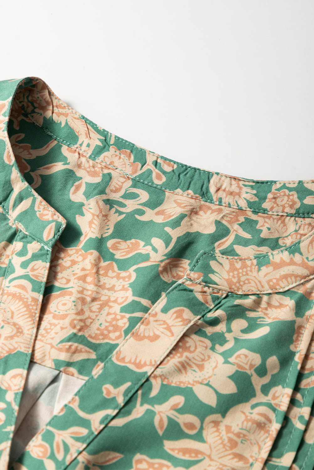 Green Floral Print Pleated Buttoned V Neck Short Sleeve Blouse eAura