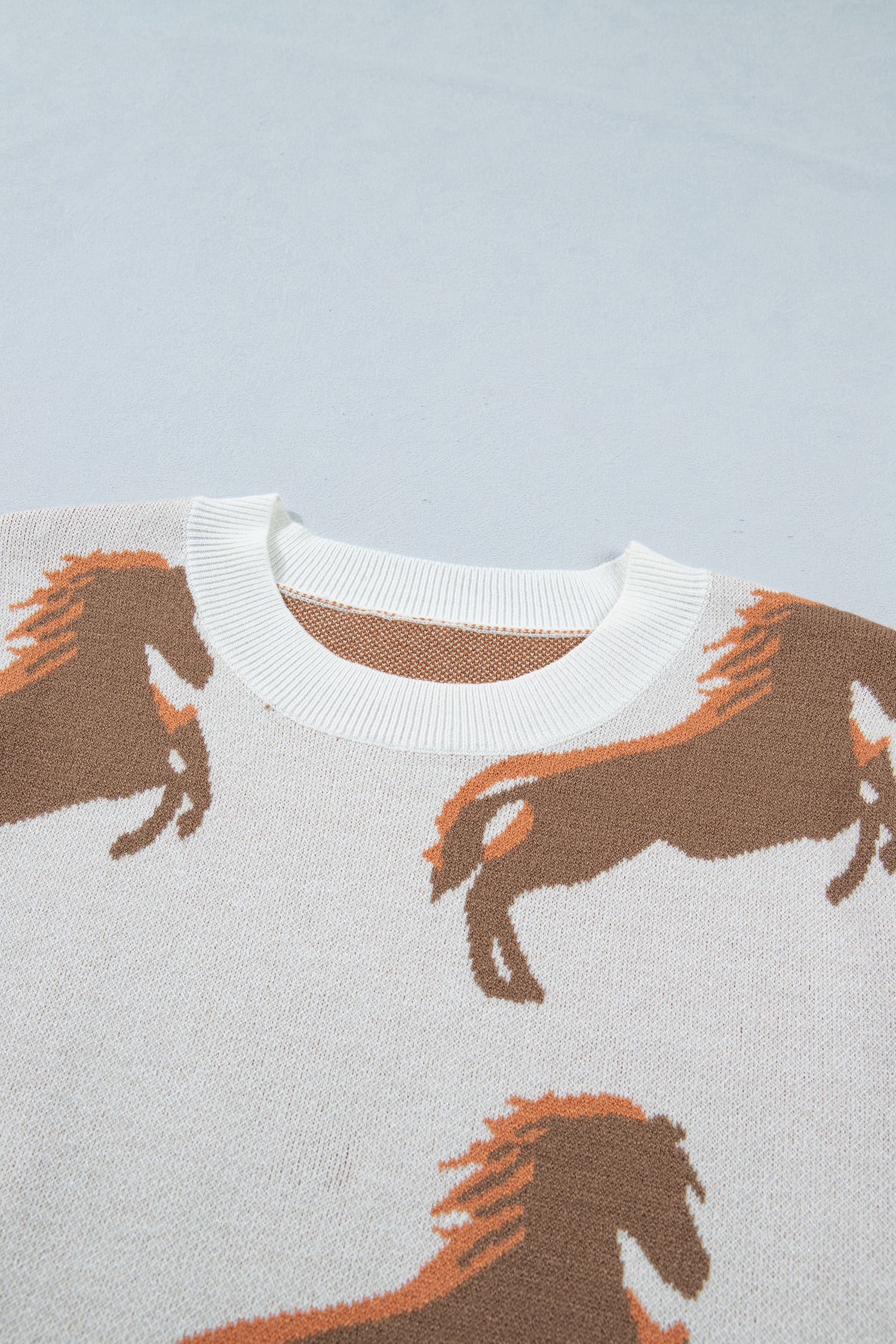 Western Horse Printed Short Puff Sleeve Sweater – White