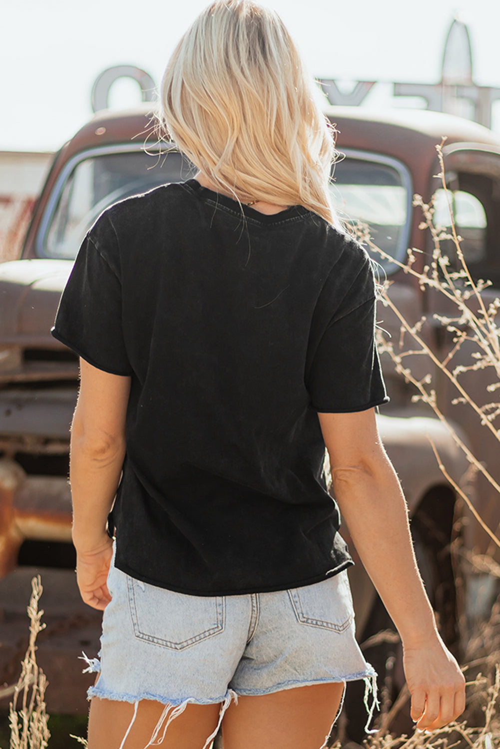 Black Western HOWDY Steer Head Print Side Slits Loose Fit T Shirt eAura