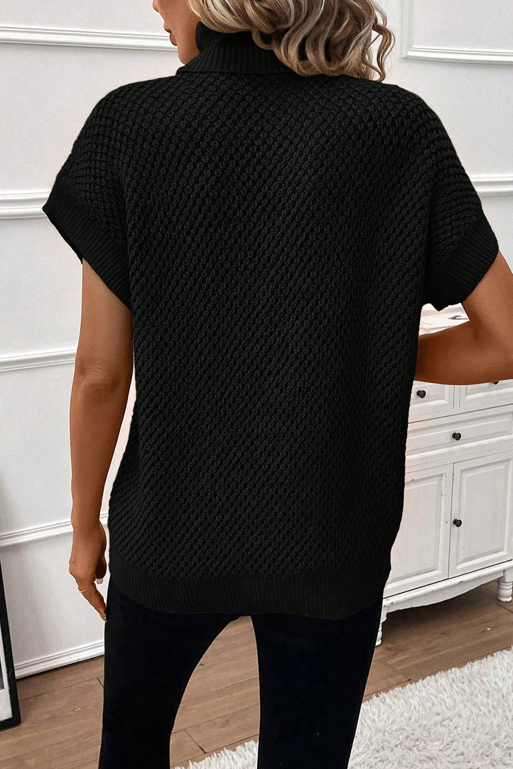 Turtleneck Textured Short Sleeve Sweater eAura