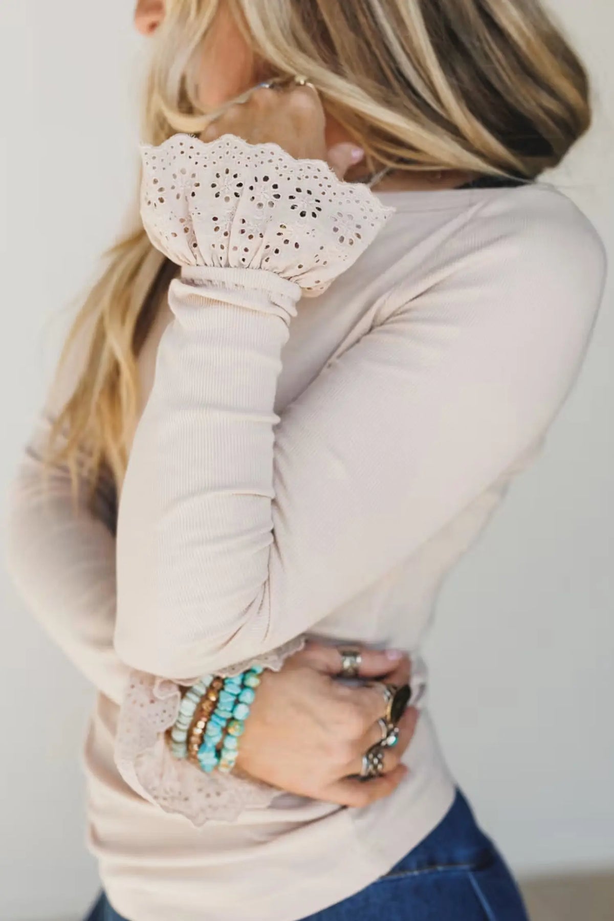 Jet Stream Lace Cuff Patchwork Round Neck Long Sleeve Top – Cream