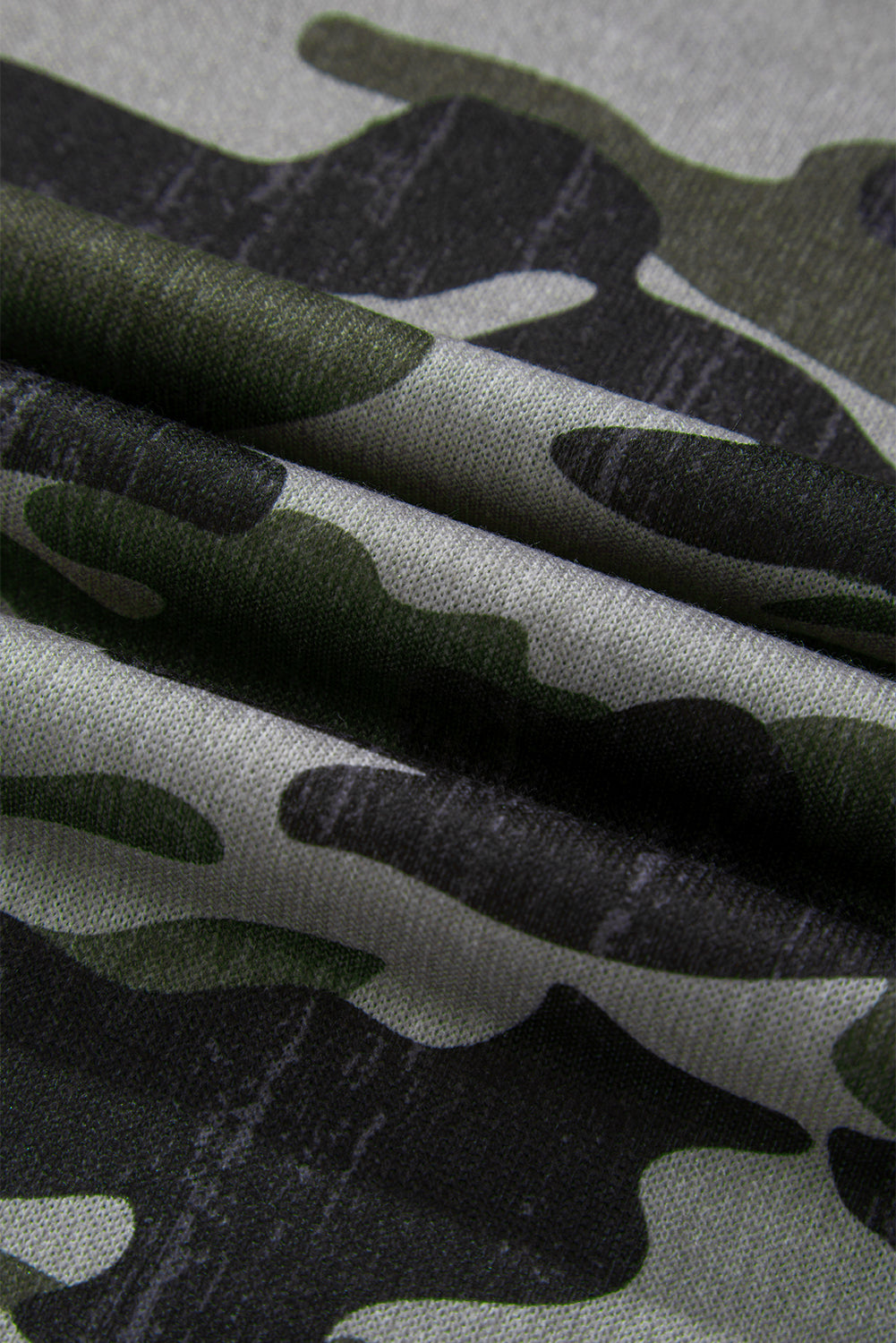 Retro Camouflage Print Exposed Seam Patchwork Drop Shoulder Sweatshirt - eAura