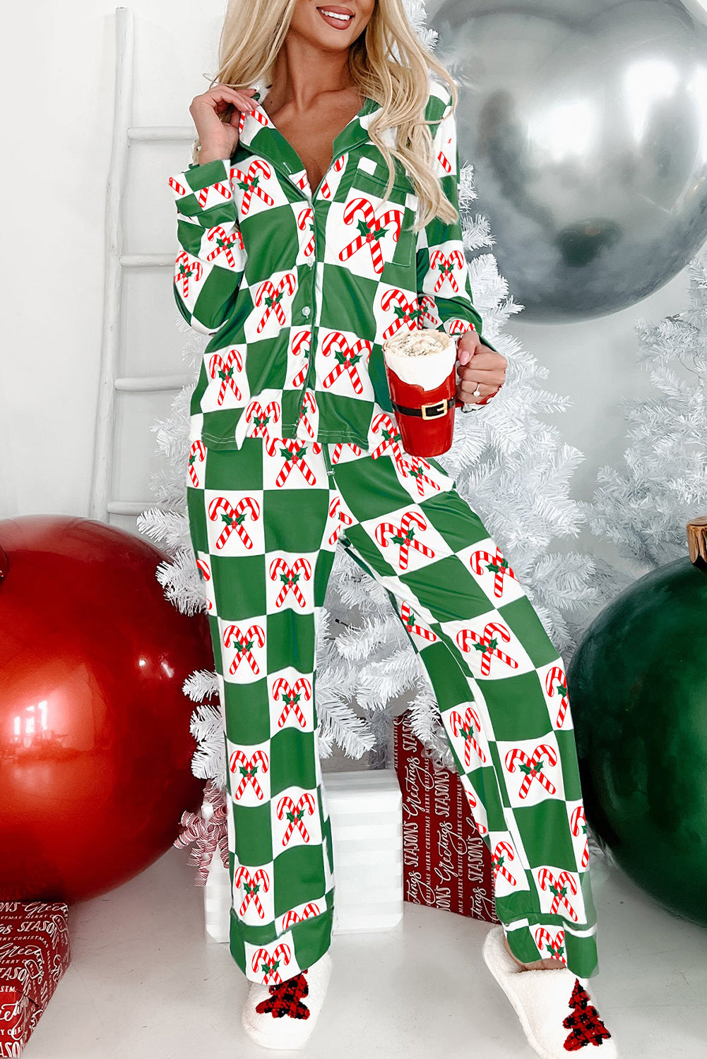Green Holly Jolly Checkered Pattern Pyjama Set - eAura