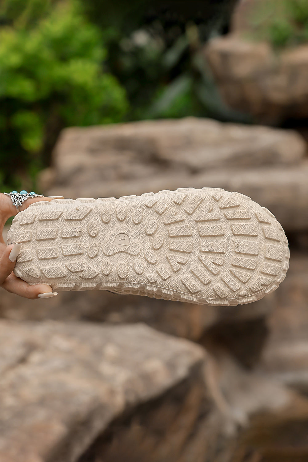 Contrast Stitch Detail Faux Suede Plush Winter Clog Slippers - eAura