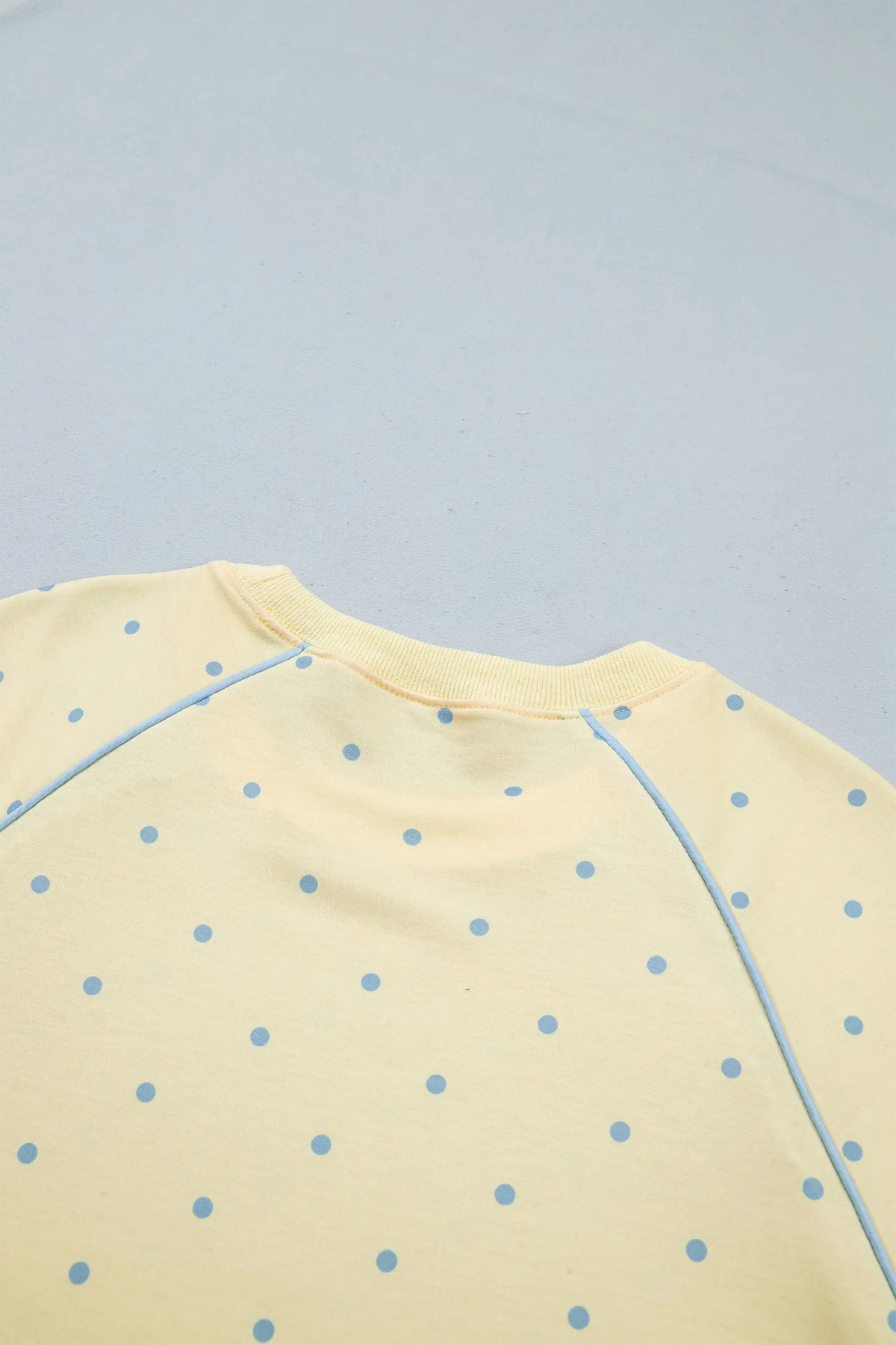 Polka Dot Print Piping Trim 3/4 Sleeve Relaxed Top – Yellow