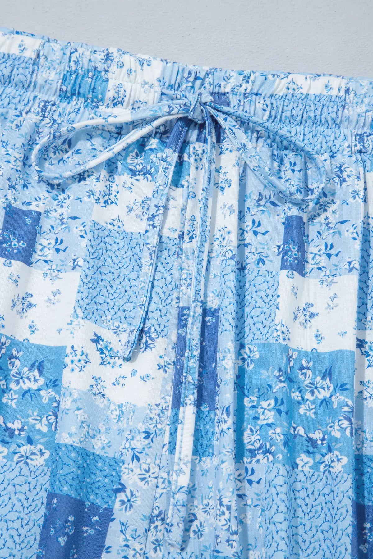 Floral Patchwork V-Neck Long Sleeve Short Bottoms Plus Size Set – Blue
