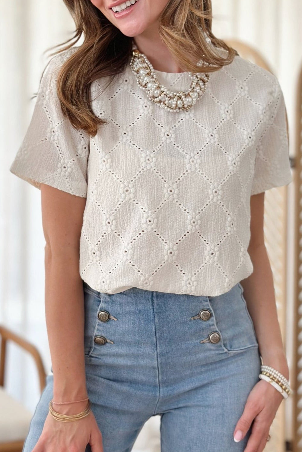 White Geometric Embroidered Slim Fit O Neck T Shirt eAura