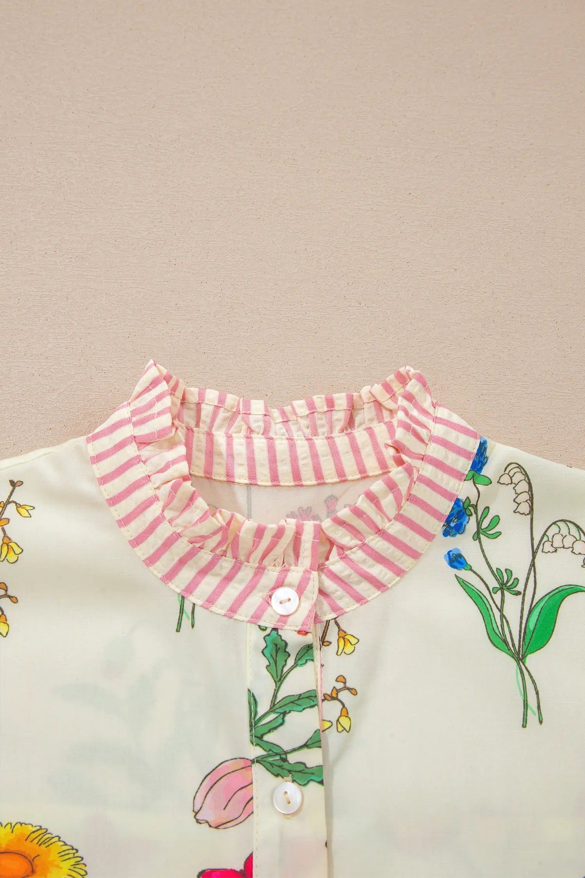 Floral Striped Patchwork Ruffled Collar Short Sleeve Shirt – Beige